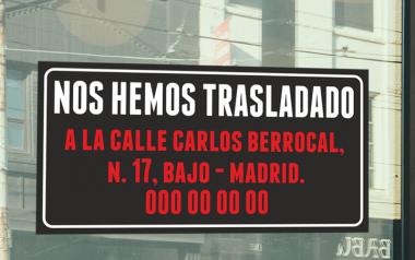 Cartel Nos Hemos Trasladado