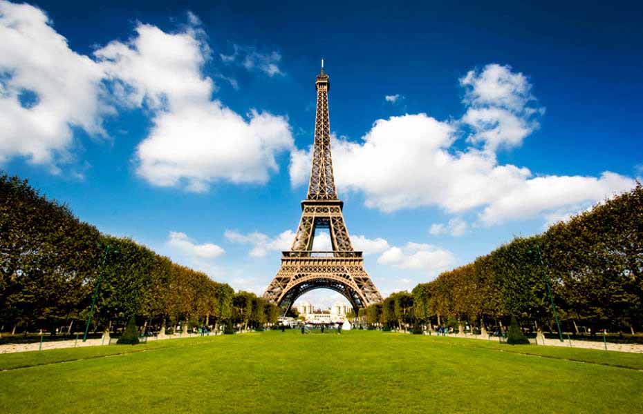 https://www.latiendadelaspegatinas.com/uploads/fotomurales-decorativos-ciudades-y-monumentos-FM-ciu-0001-torre-eiffel-BASE_7424d.jpg