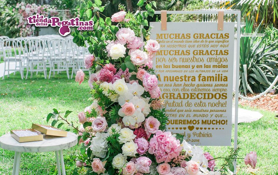 Vinilo decorativo moderno de textos ideal para decorar Boda con una frase creada para agradecer a tus invitados