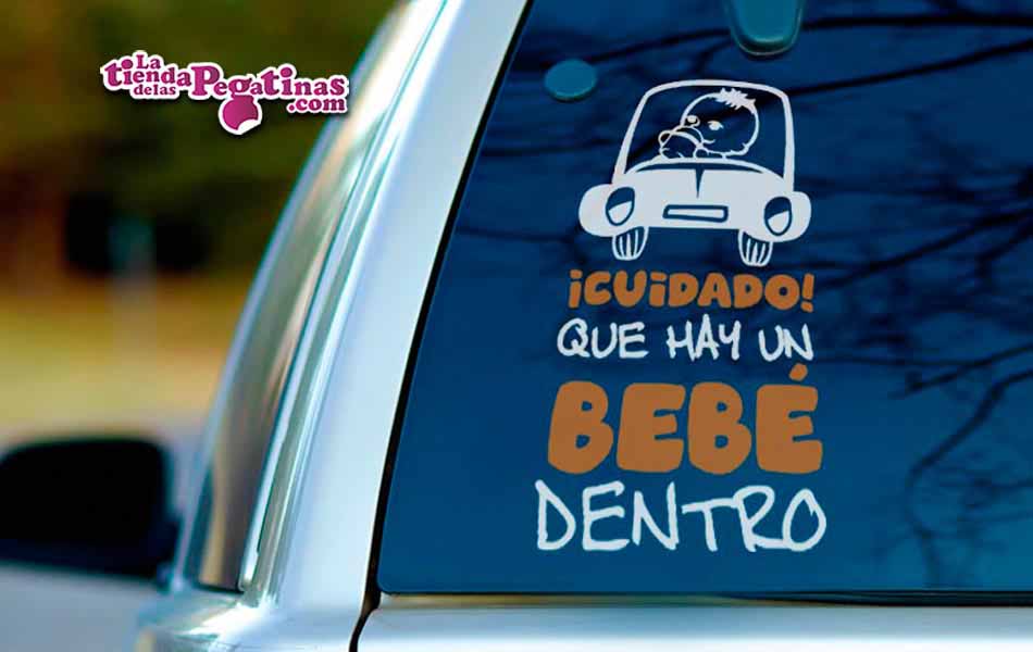 Vinilo infantil - Bebé dentro de coche