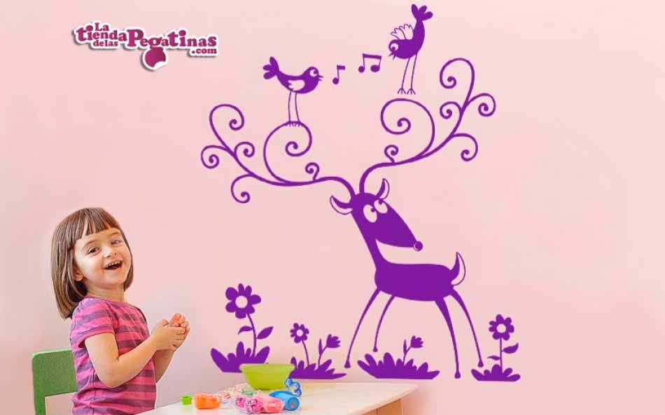 Vinilo infantil Ciervo con pajaros